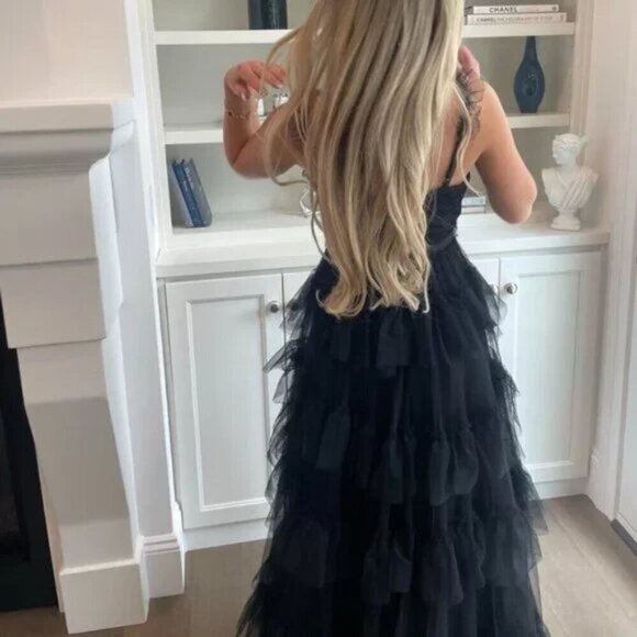 BETSY & ADAM Tiered Ruffle Tulle Gown in Black Size US 4 - Picture 3 of 13